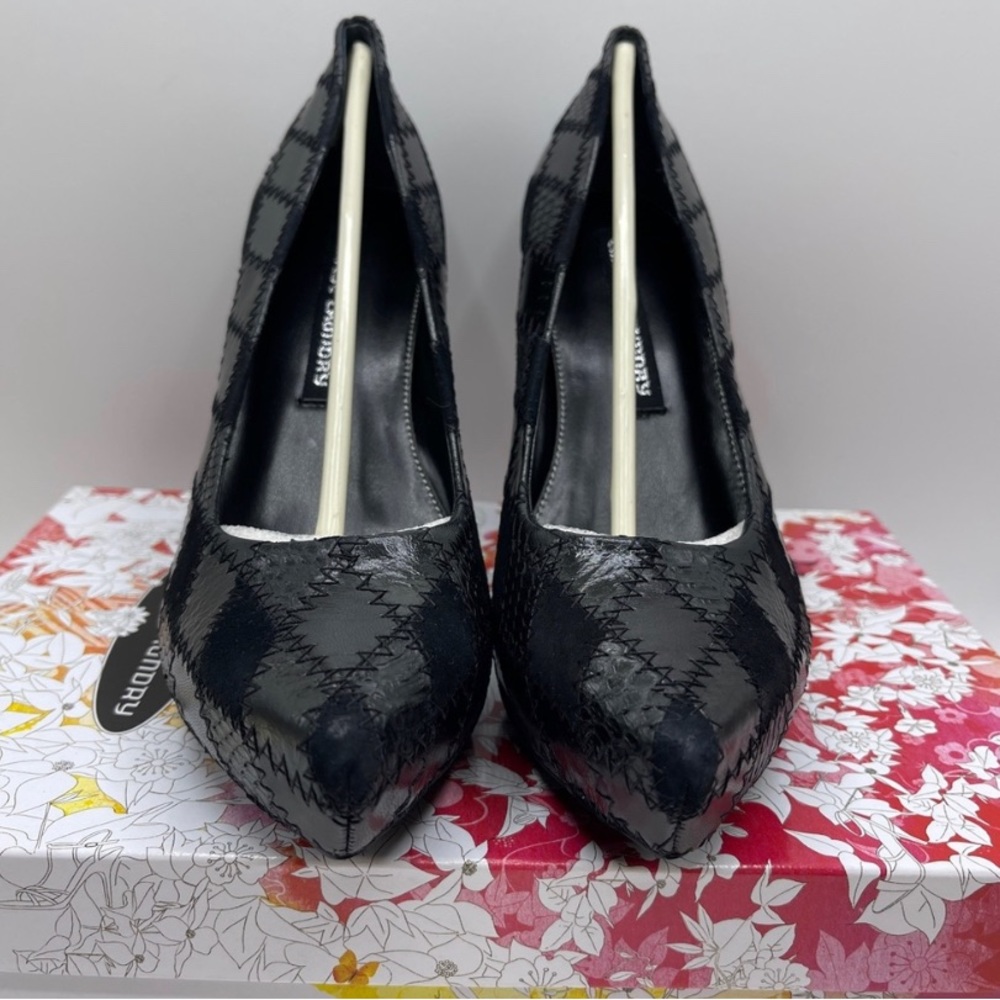 New in box Chinese Laundry Ready Patchwork Heels Black - Picture 3 of 10